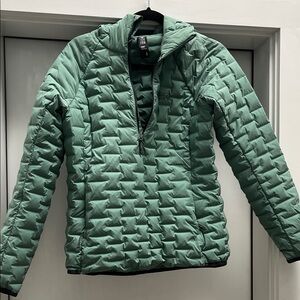 Mountain Hardware stretch down pullover Teal Quilted Jacket